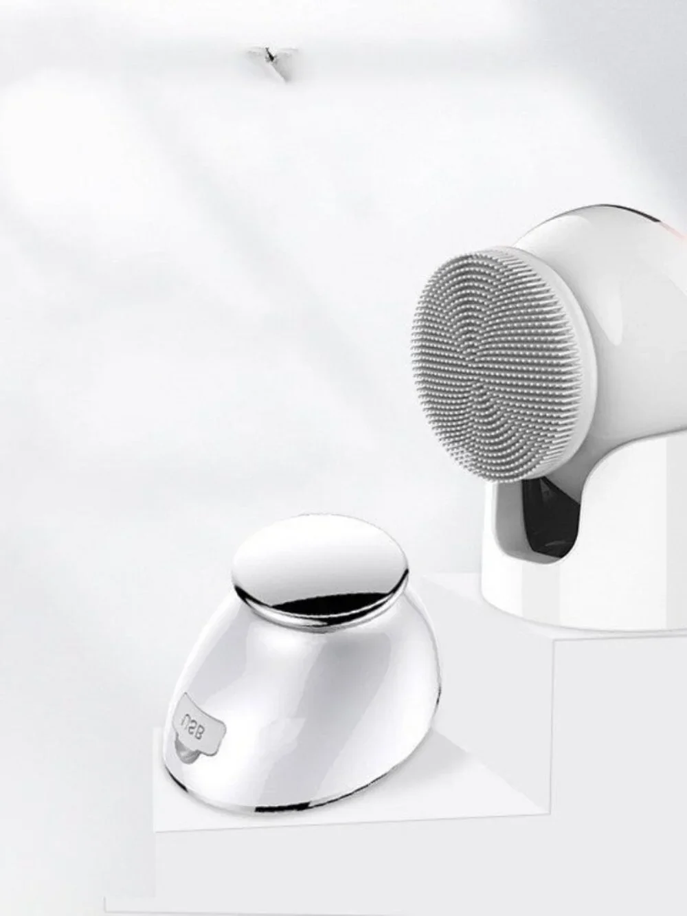 Electric Face Washing Instrument Ultrasonic Beauty Instrument - White